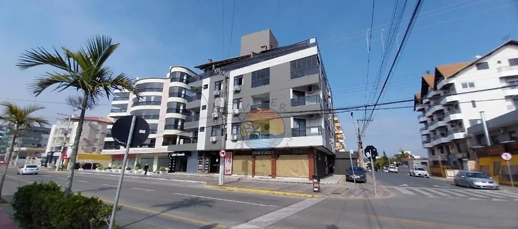 Cobertura Zona Central Da Praia 02 Dormitorios Ao Lado De Comercio Em Geral Bombinhas Brasil